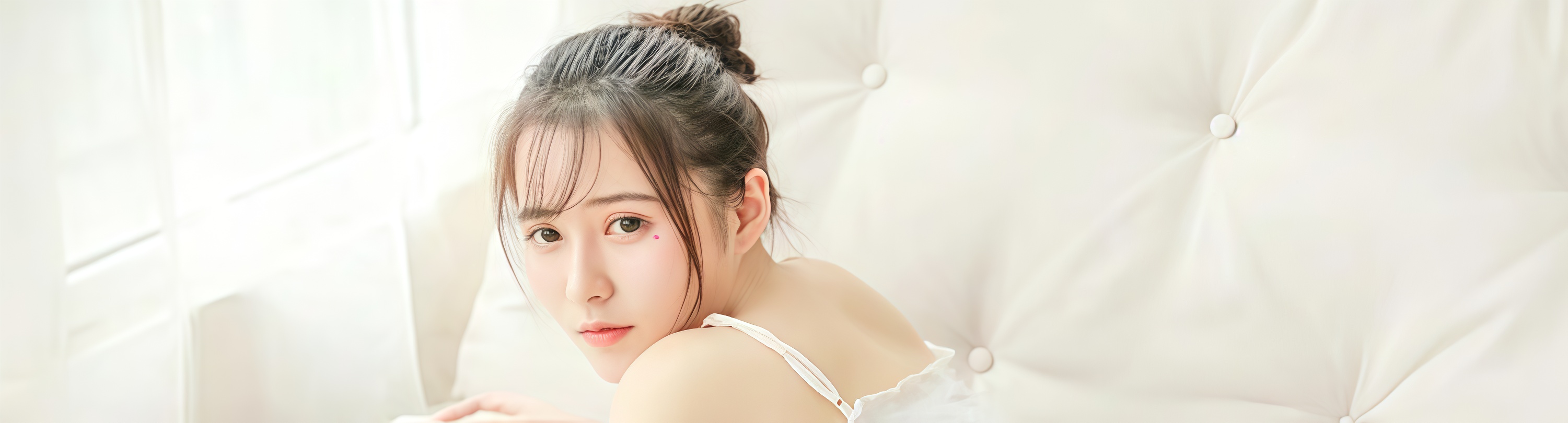 真空美女-真空上阵双峰白皙,丰满美臀女神,摄影师直呼刺激